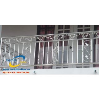 Lan can inox ban công