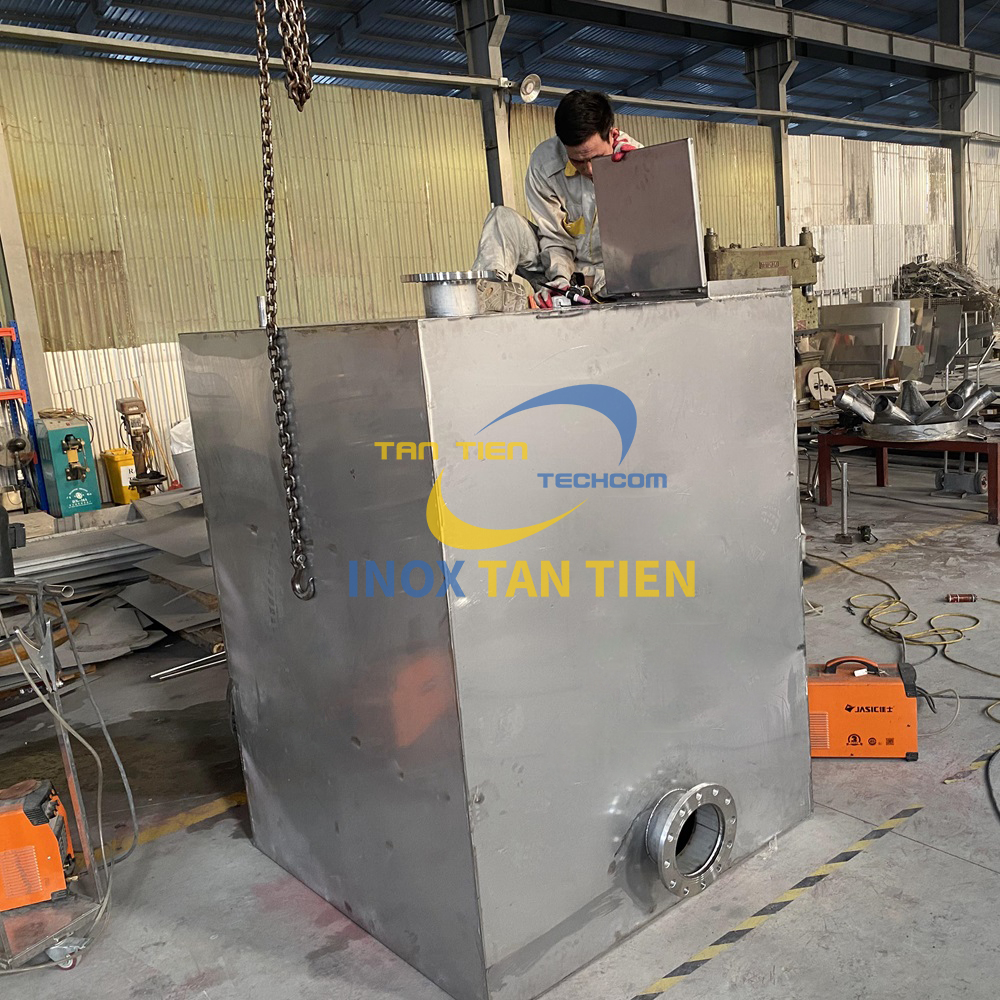 Giá bồn nước inox 304 