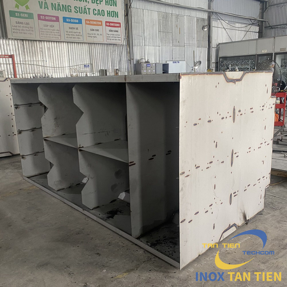 Bồn nước inox cho xe cứu hỏa 