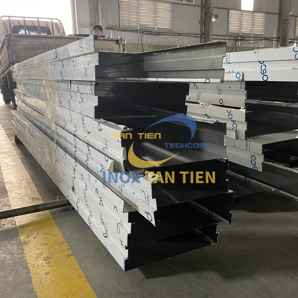 Ốp thang máy inox 