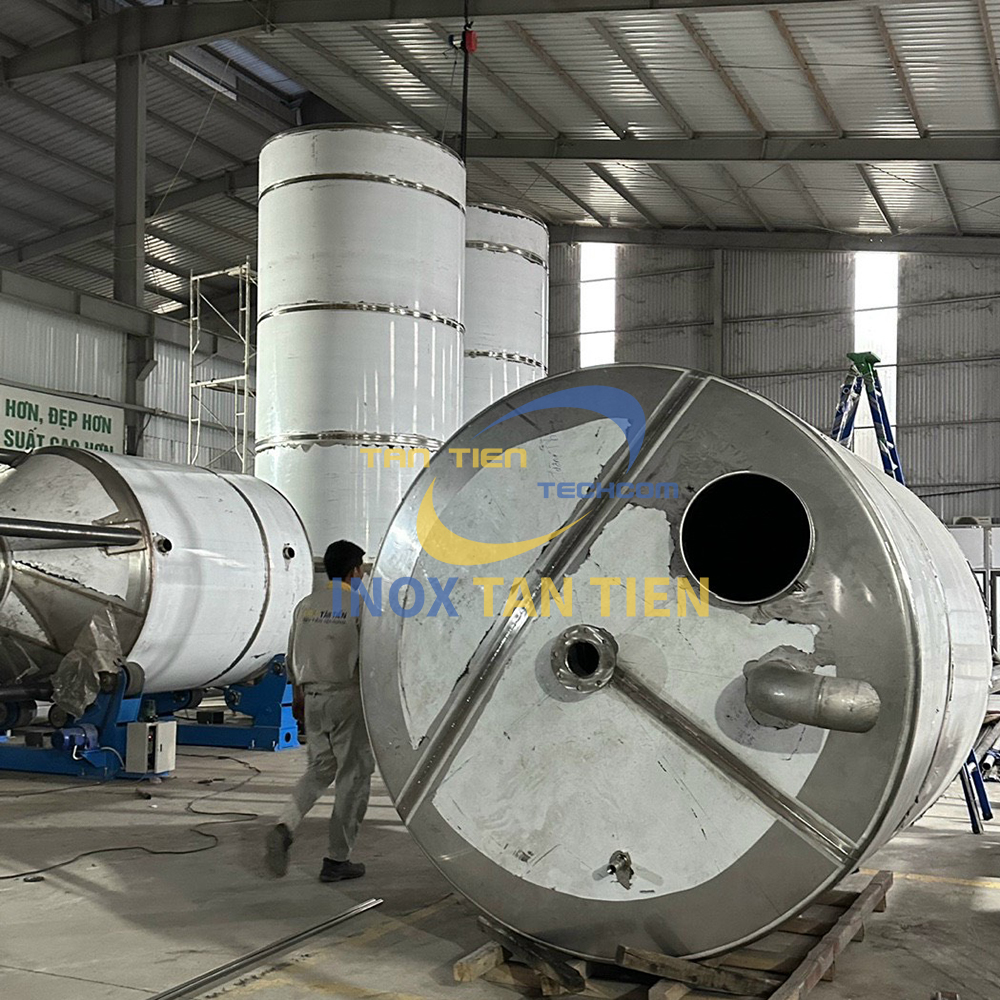 Gia c&ocirc;ng bồn inox 304 gi&aacute; rẻ