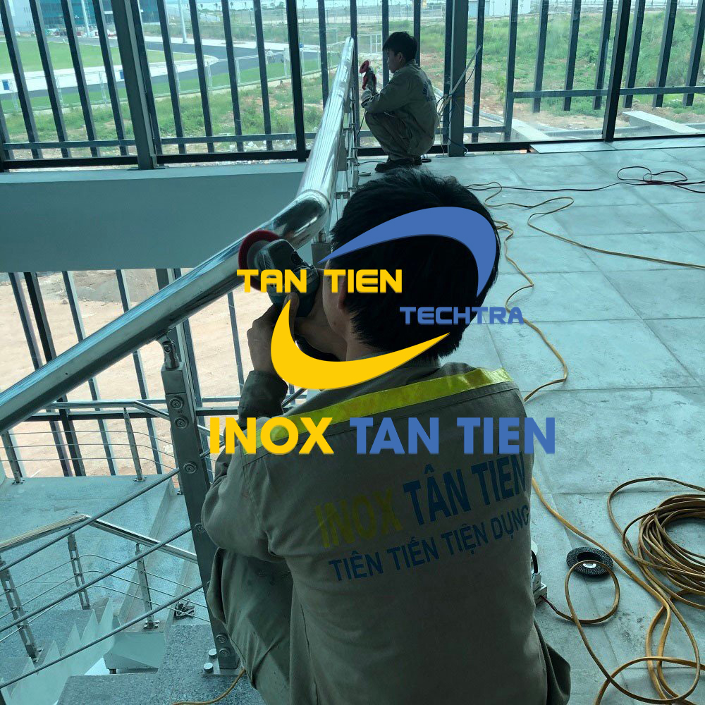 tay vịn cầu thang inox