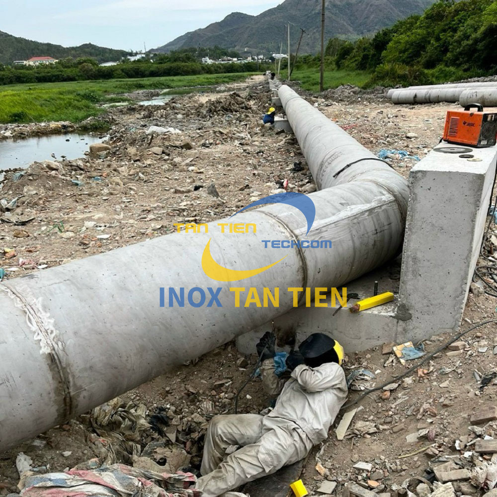 Kết nối ống inox với phụ kiện 